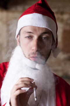 吸煙的圣誕老人