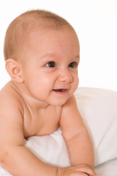 白色的嬰兒