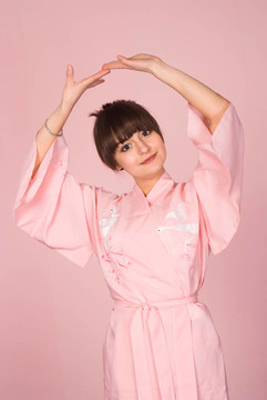 年輕漂亮的女孩