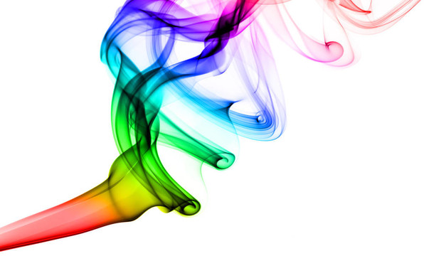 抽象色彩的白色煙霧
