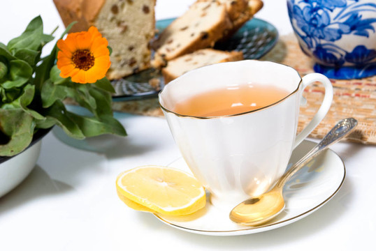 蛋糕和茶