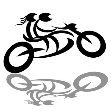 騎摩托車的夫婦