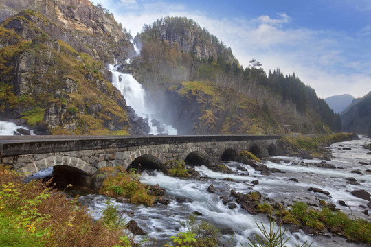 在Odda laatefoss