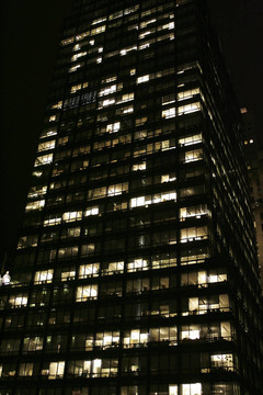 高層辦公建筑夜景