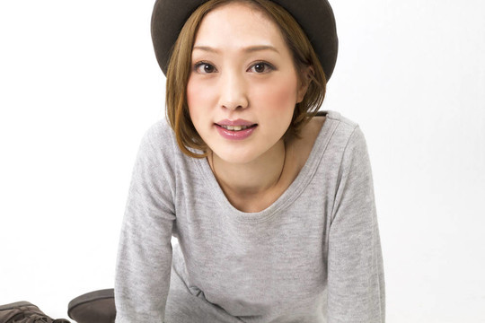 年輕漂亮的女人