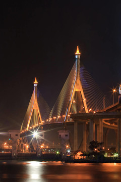 曼谷大橋