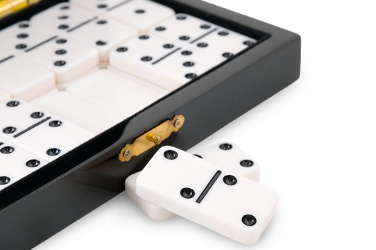 棺材多米諾