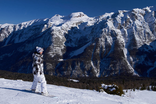 Dolomites女滑雪