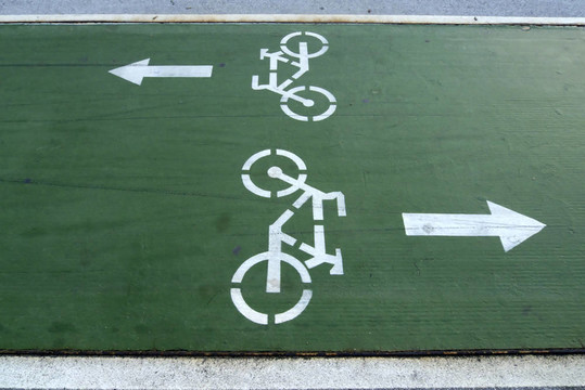 自行車道路標(biāo)志