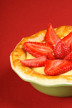 Strawberry和蛋奶凍撻