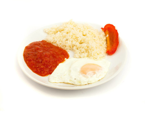 米飯和煎雞蛋