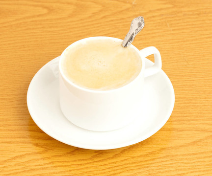 咖啡杯和盤子