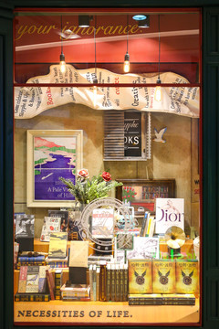 書店櫥窗