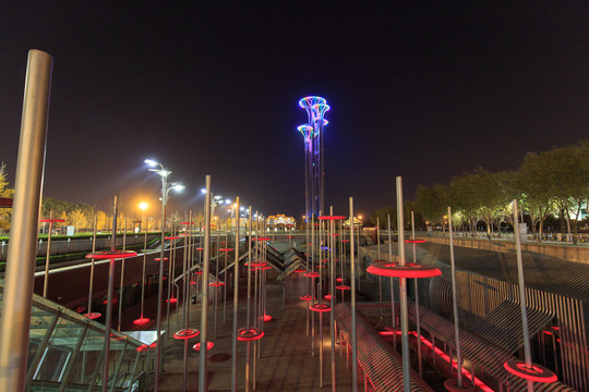 奧森公園下沉花園合院諧趣夜景