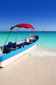船熱帶海灘加勒比海綠松石海