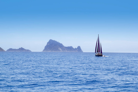 伊比薩紅帆船帆船Es Vedra