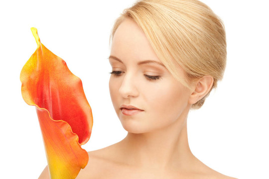 美麗的女人calla flower