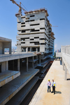 建筑工地上的建筑師團隊