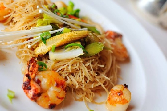 鮮蝦蔬菜面