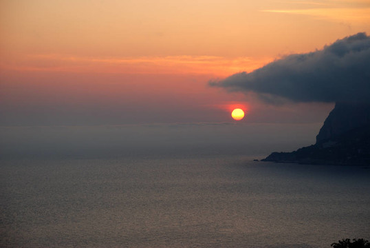 夢幻般的夕陽紅
