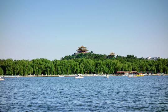 北京風(fēng)光北海景山萬春亭輯芳亭