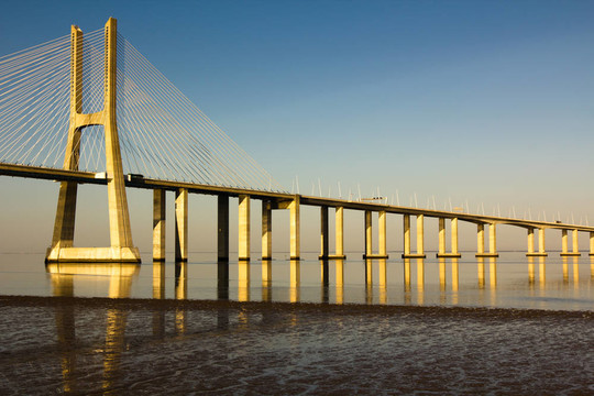 達(dá)伽馬大橋