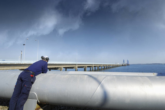 pipelinbes通向大海