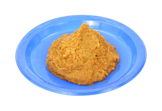 藍(lán)色塑料板上的再炒豆子