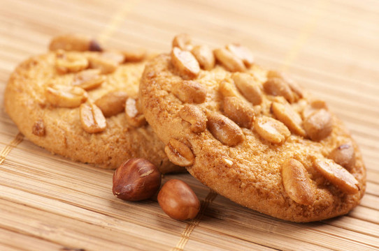 餅干和堅(jiān)果