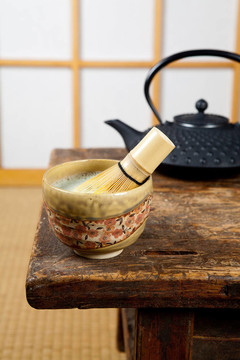 茶在榻榻米