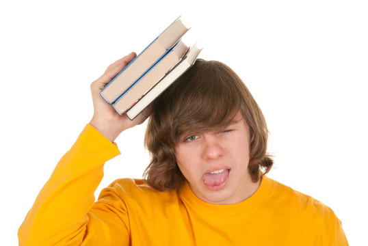 不滿意的少年隨書