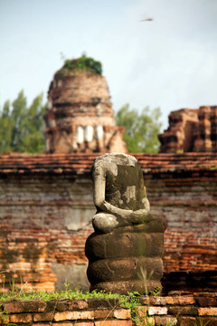 在Wat chaiwattanaram寺塔；Ayutthaya；泰國