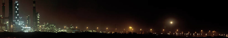 煉油廠的夜晚