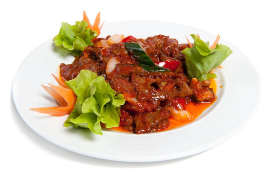 在盤子上烤蔬菜烤牛肉