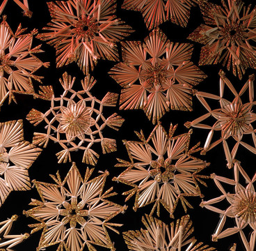 紅亮草星飾品
