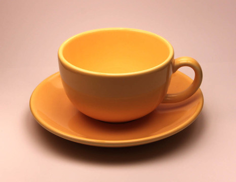 黃色的杯子