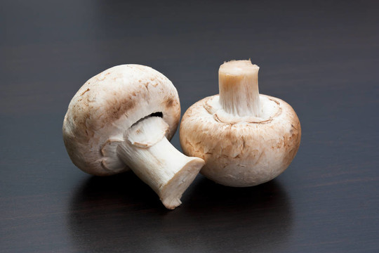 蔬菜和烹飪用具