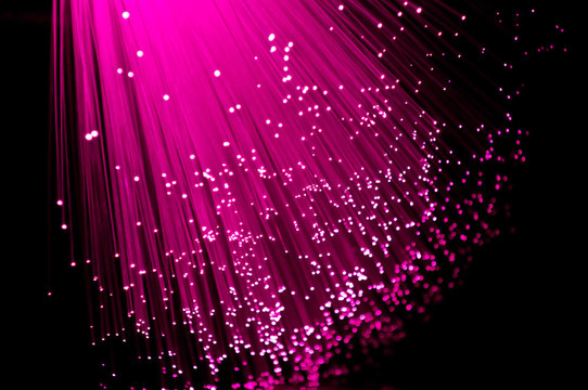 充滿活力的粉紅電信。