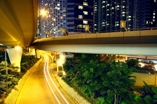 在香港市區(qū)立交橋