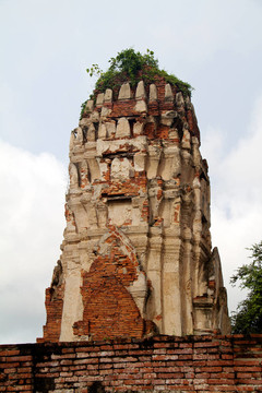 在Wat chaiwattanaram寺塔；Ayutthaya；泰國(guó)