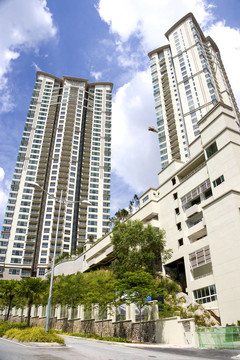現(xiàn)代高層公寓