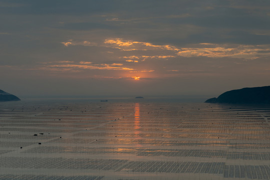 大海日出