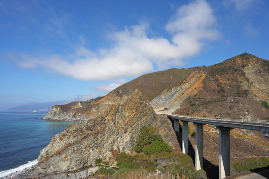 太平洋海岸高架橋