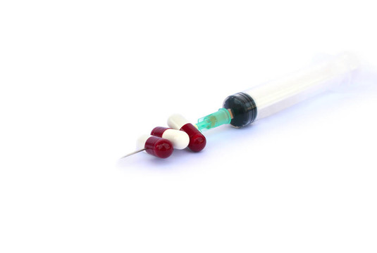 醫(yī)用藥丸和注射器