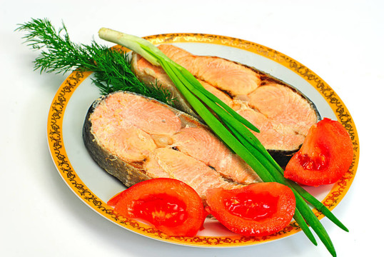 扒鮭魚(yú)