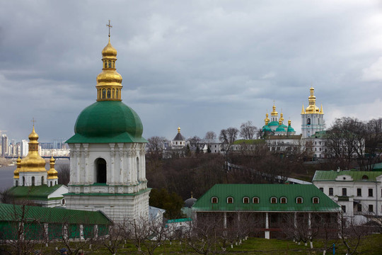 Pechersk Lavra寺；基輔