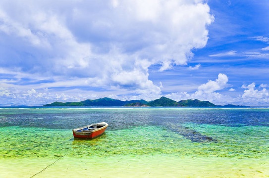 熱帶島嶼和船