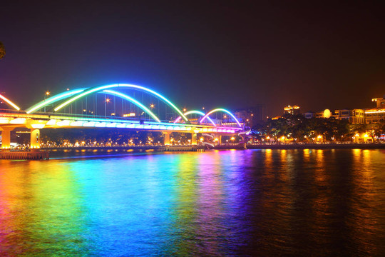 晚上在廣州橋；中國(guó)