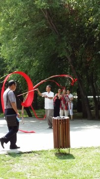 20140817太陽島舞綢老人