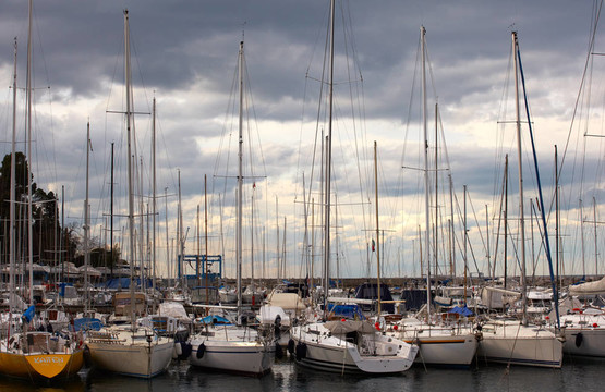 船；Grignano pier